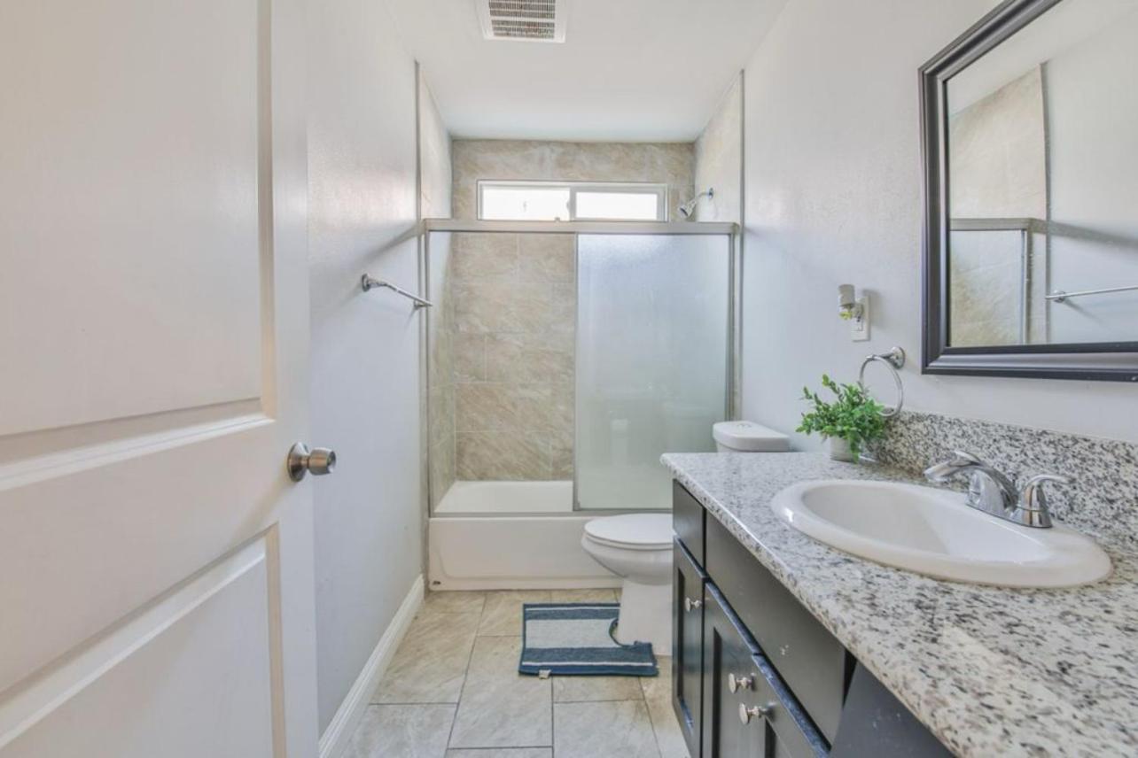 Lovely Private Bedroom Near Sofi/usc Privatunterkunft Los Angeles